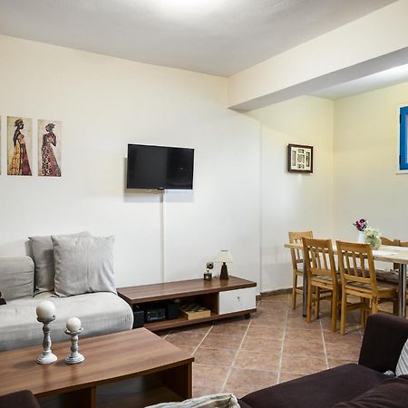Villa Nina With Private Plunge Pool, 5Km To Corfu Town Екстер'єр фото