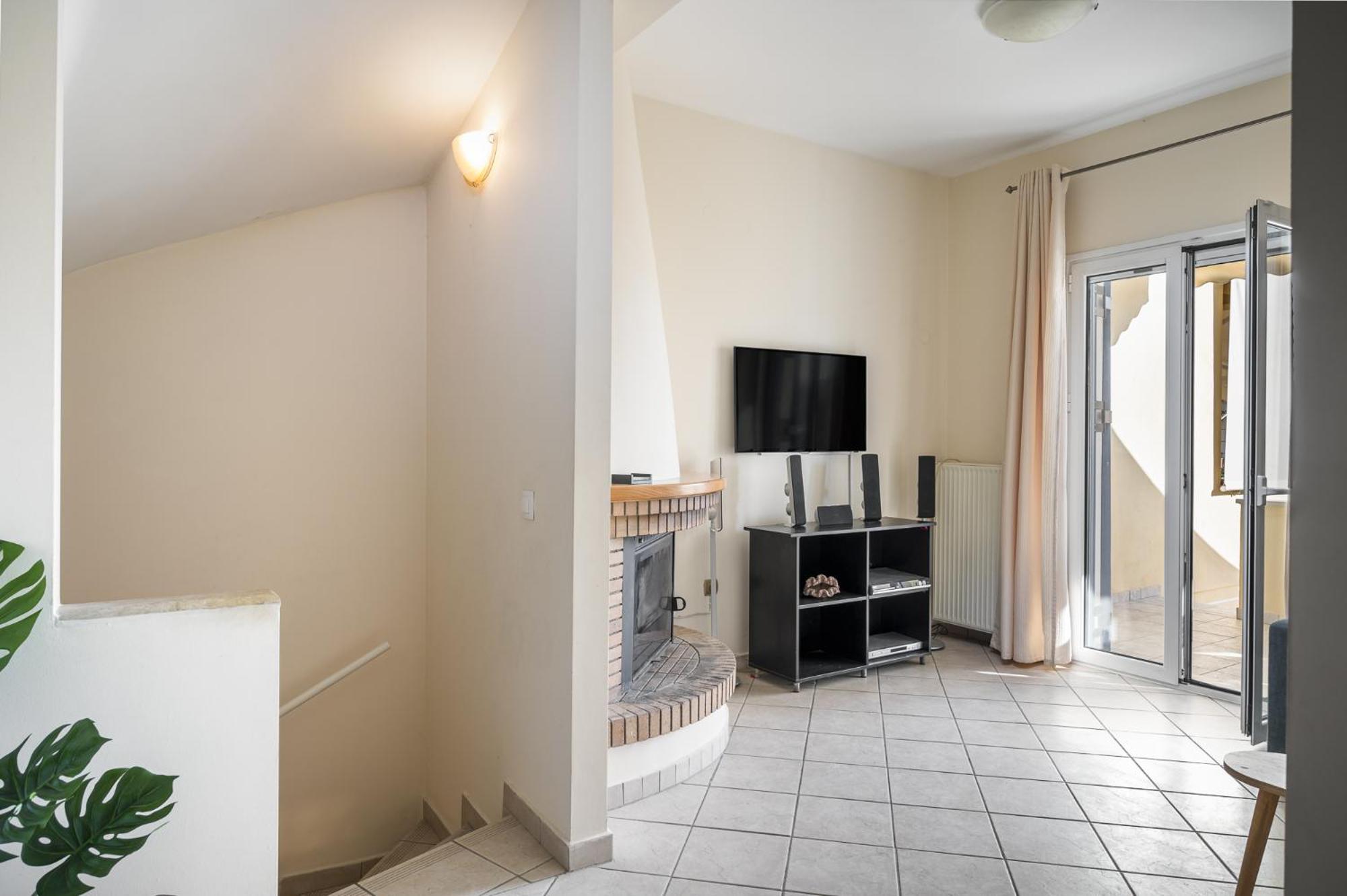 Villa Nina With Private Plunge Pool, 5Km To Corfu Town Екстер'єр фото